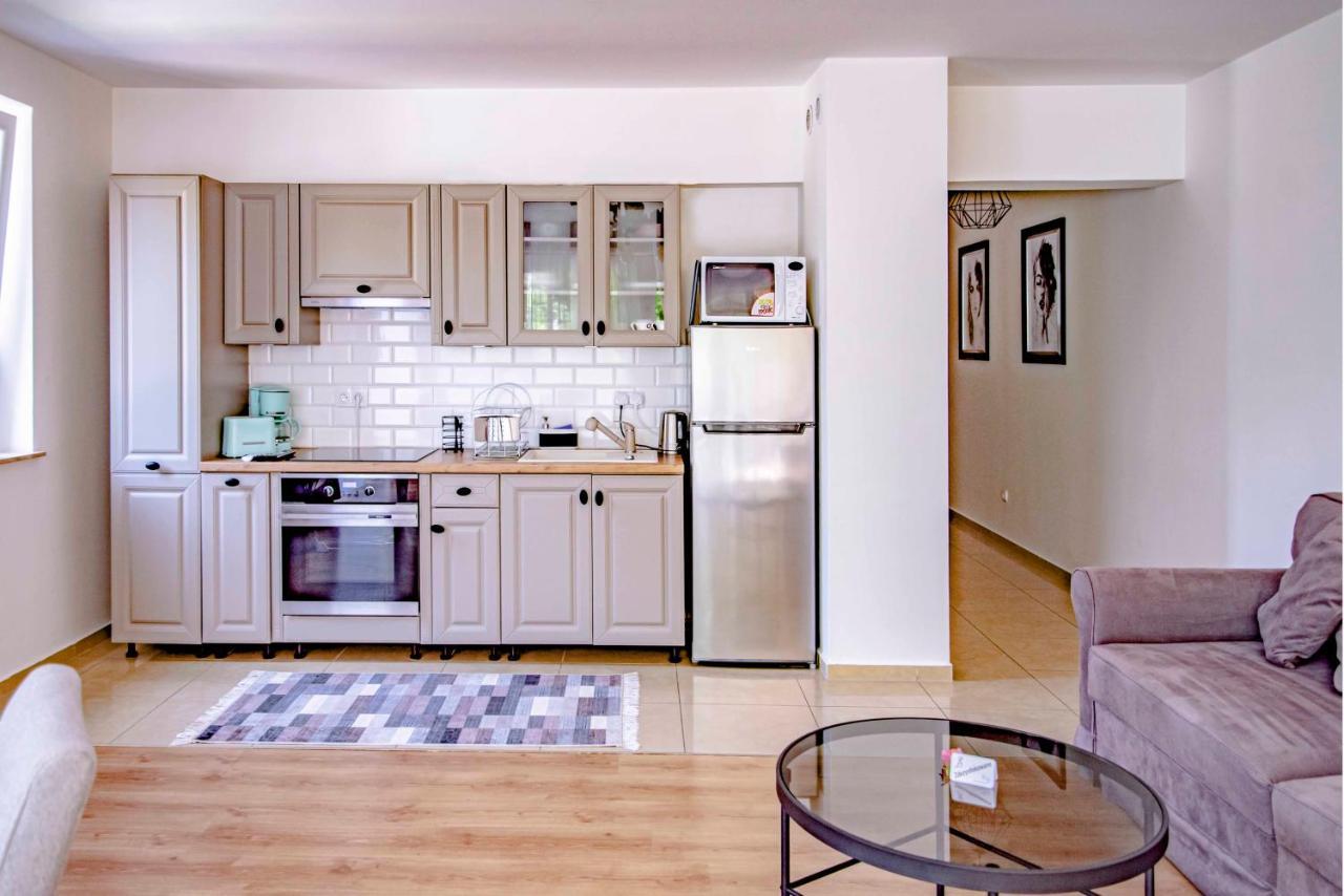 פוביירובו Apartamenty Kornel מראה חיצוני תמונה