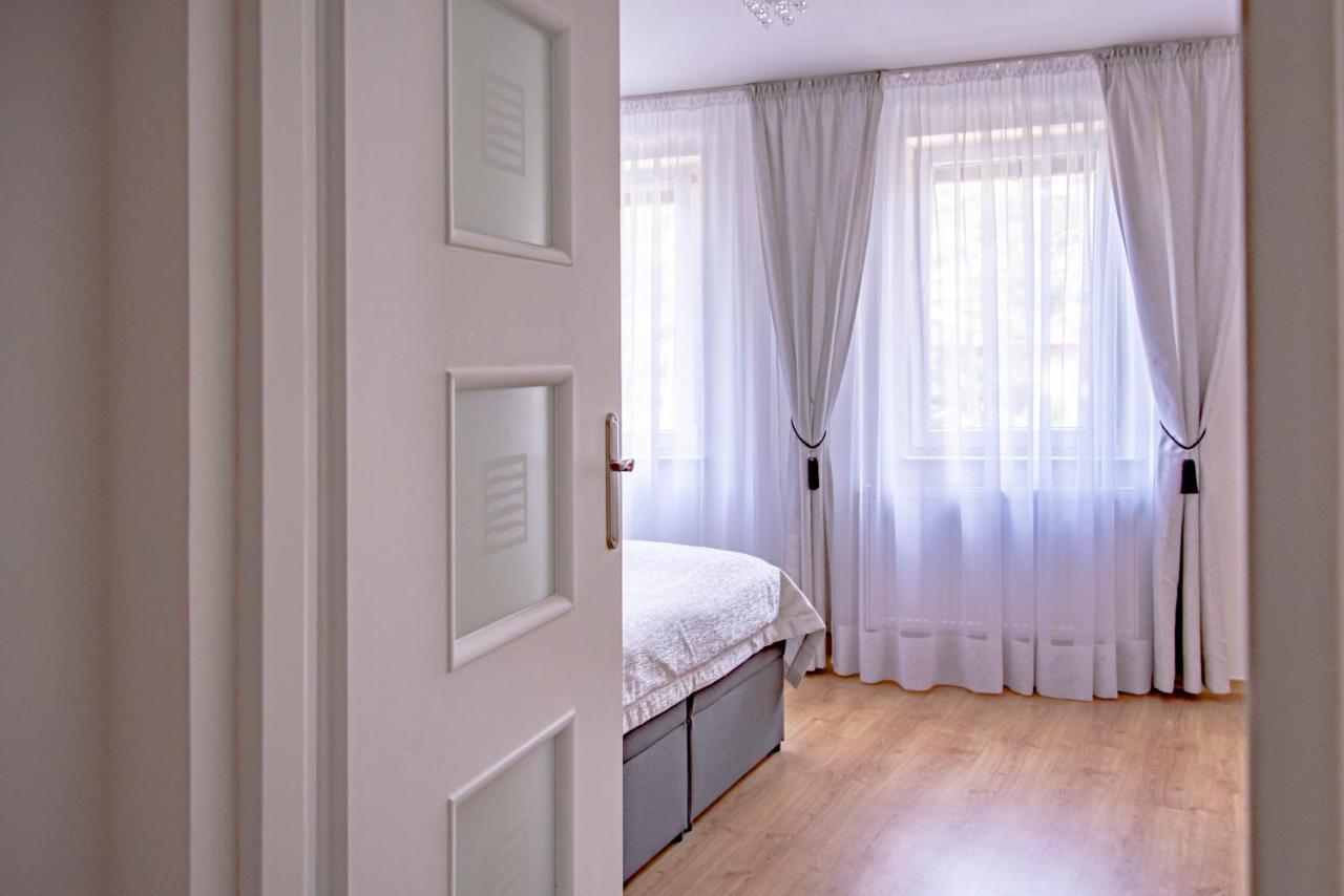 פוביירובו Apartamenty Kornel מראה חיצוני תמונה