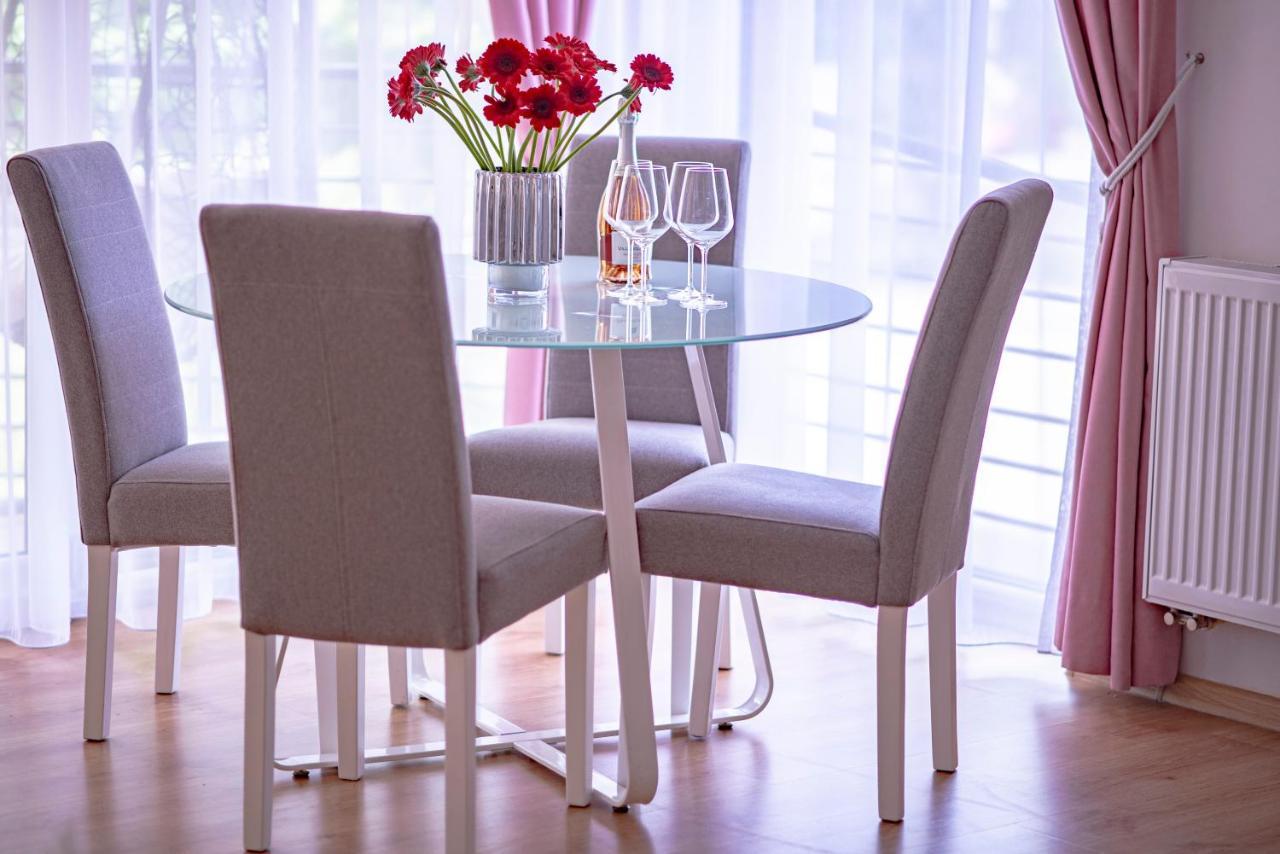פוביירובו Apartamenty Kornel מראה חיצוני תמונה