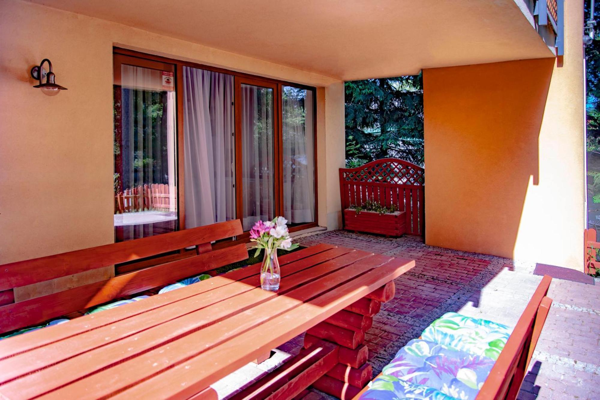פוביירובו Apartamenty Kornel מראה חיצוני תמונה